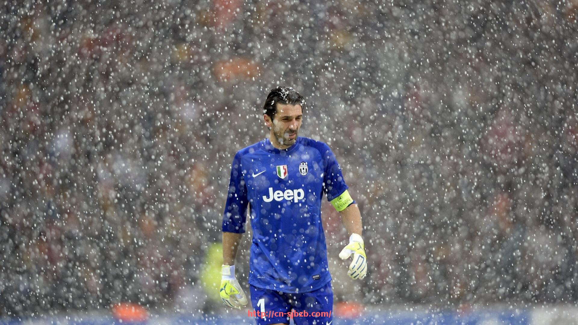 世俱杯直播-世俱杯球队训练球衣推荐清单:品牌、剪裁与透气性深度评测